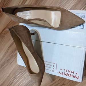 Copy of *sold* Everlane kitty heels